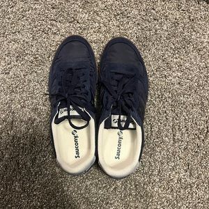 Men’s Saucony shoes